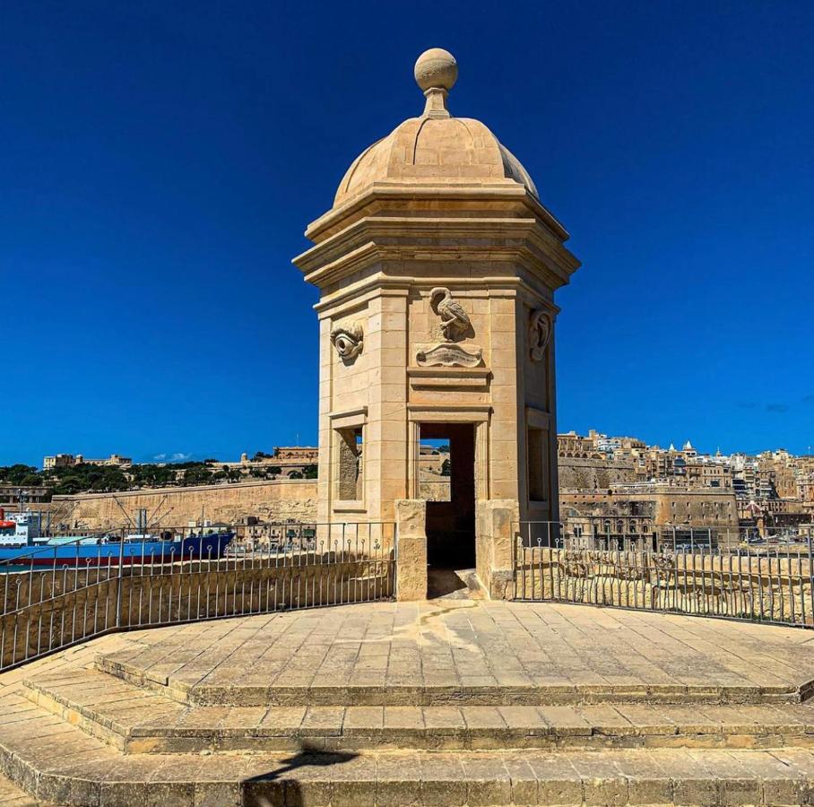 סנגלאה New & Unique Apartment - A 5 Minutes Ferry To Capital City Of Valletta מראה חיצוני תמונה
