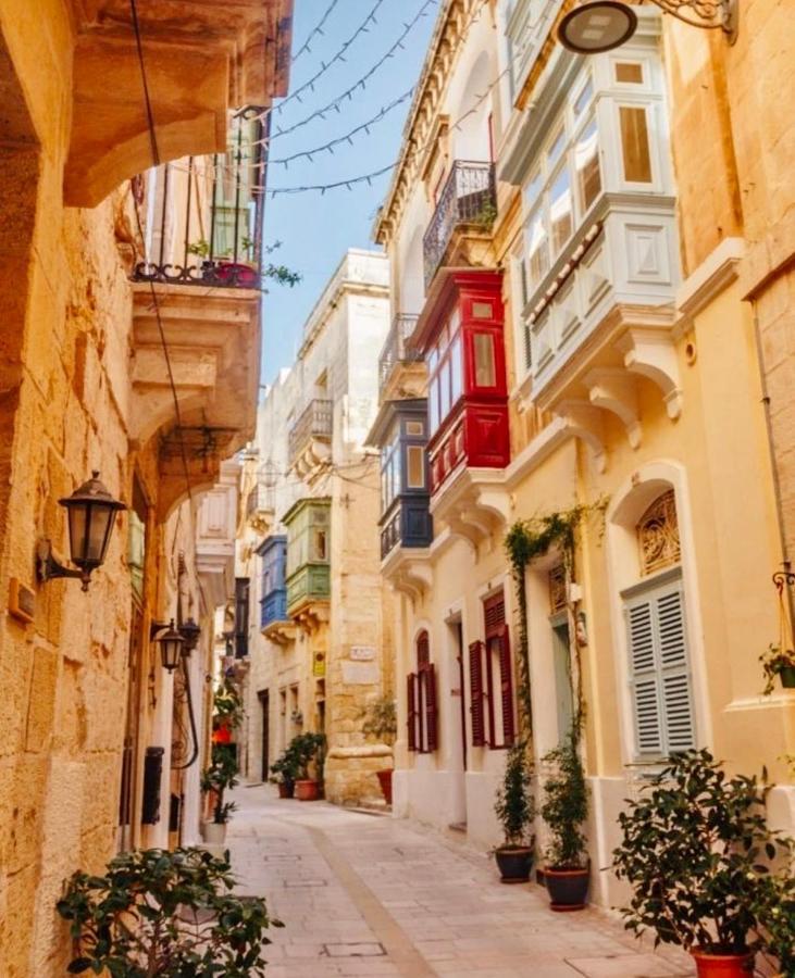 סנגלאה New & Unique Apartment - A 5 Minutes Ferry To Capital City Of Valletta מראה חיצוני תמונה
